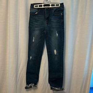 RISEN slightly ripped jeans Size 7